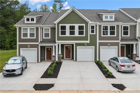Homes in Gateway Village, Travelers Rest