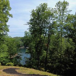 E18 Lake View Court