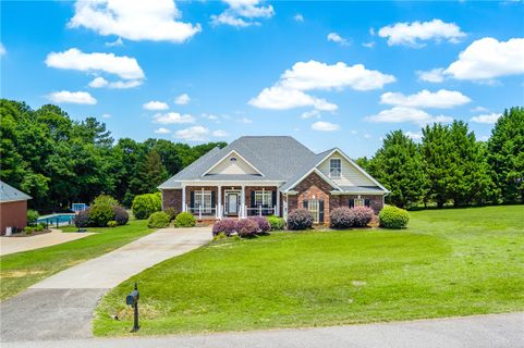 123 Mcphail Farm Circle pending home in McPhail Farms, Anderson, SC