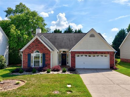 214 Ashridge Way active home in Sparrows Point, Simpsonville, SC