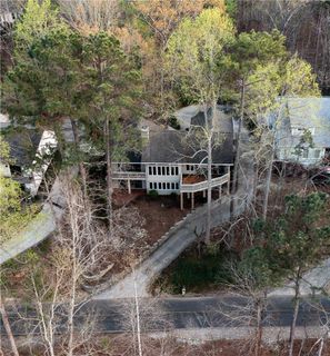 47 Gulf Stream Lane active home in Keowee Key, Salem, SC