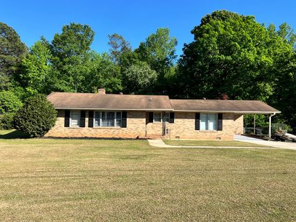 A home in Riverside, Ware Shoals