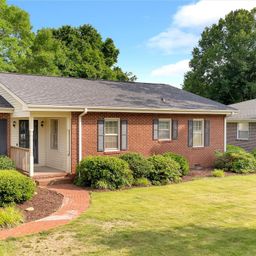 206 Hillside Drive