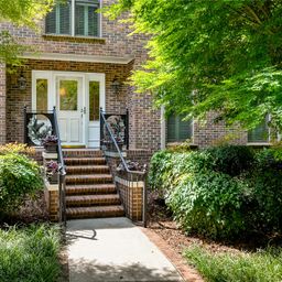 208 Oak Hollow Court