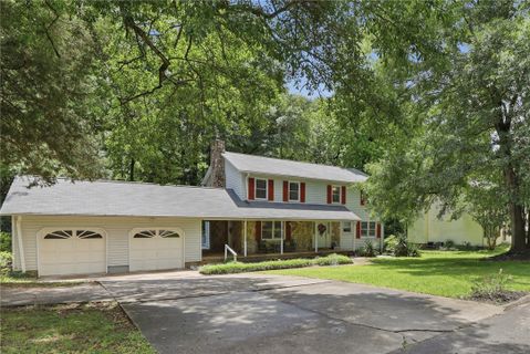 119 Gail Drive active home in Knollwood Heights, Mauldin, SC