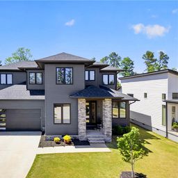 20 Village Crest Drive