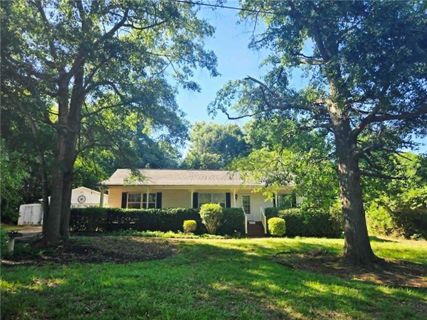 202 Keith Lane pending home in Southern Meadow, Seneca, SC