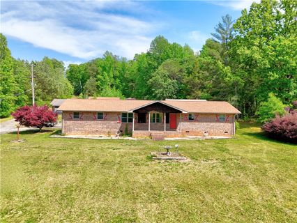 4981 Moorefield Memorial Highway