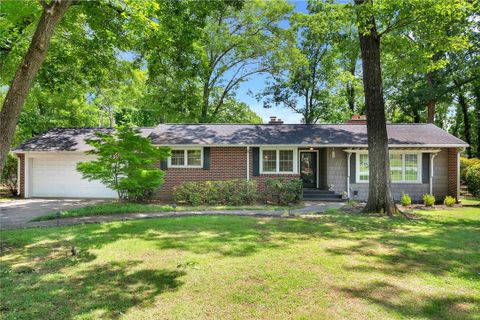2514 Jackson Square