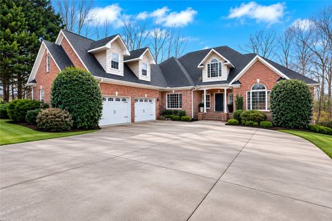 Homes in Cobb'S Glen, Anderson