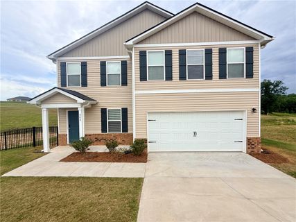 403 Chadwick Lane active home in Windsor Haven, Walhalla, SC