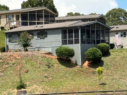 1230 Melton Road 4 active home in Backwater Landing, West Union, SC