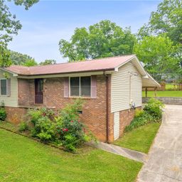 1064 S Greenwich Drive
