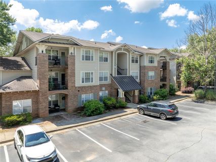 833 Old Greenville Highway 933 active home in Woodlands Clem, Clemson, SC
