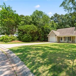 126 Grand Oak Circle