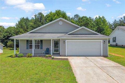 111 Casa Del Rio Drive sold home in Casa Del Rio, Anderson, SC