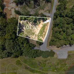 Lot 22 N Towson Trail