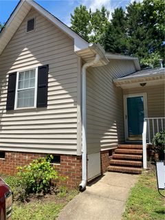 406 North Pointe Creek