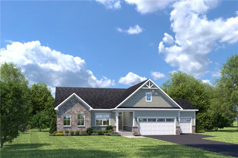 Windsor Estates active home in Windsor Estates, Walhalla, SC