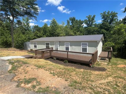 303 Manor Lane