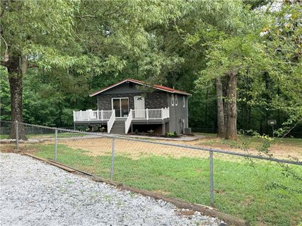107 Sweetbriar Trail