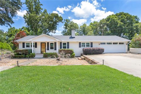318 Bertha Drive