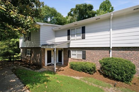 25 Summercreek Drive