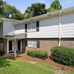 25 Summercreek Drive
