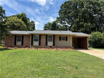 1507 E Calhoun Street