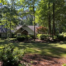 406 E Waterside Drive