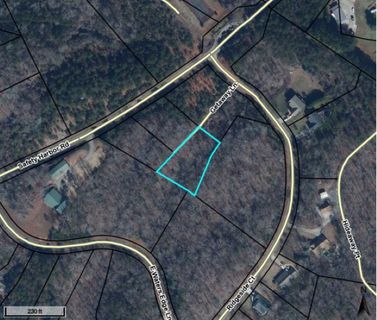 121 Getaway Lane active home in Waters Edge, West Union, SC