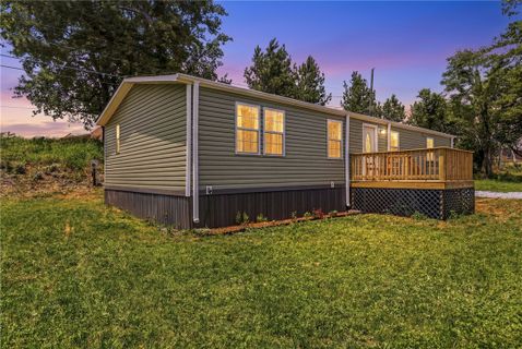 120 Crest Circle