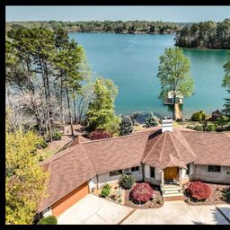 132 South Oak Pointe Drive