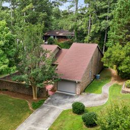 34 Hickory Way