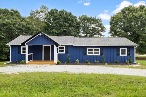 418 Old River Road