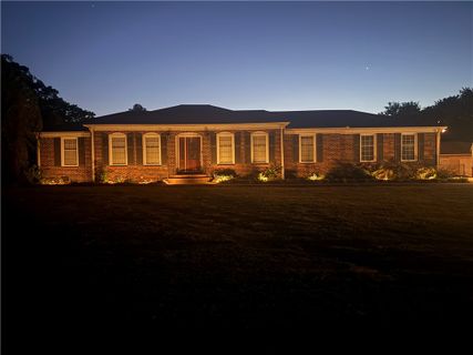 121 Nautical Way
