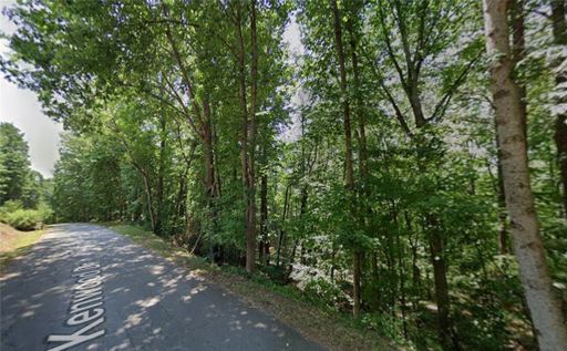 306 Kenwood Drive