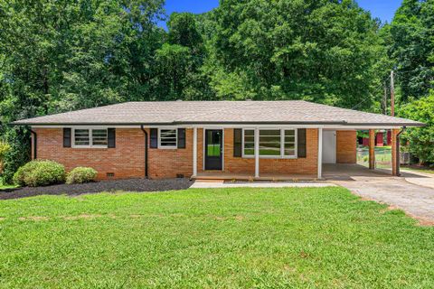 817 N Andover Drive