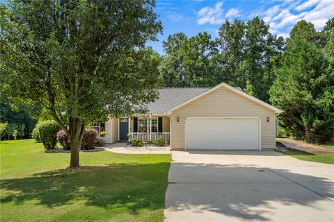 167 Mediterranean Avenue active home in Westwood Pointe, Anderson, SC