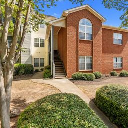 160 Wexford Drive 206