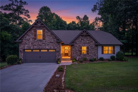 201 Hearthstone Drive active home in Knoxwood Estate, Anderson, SC