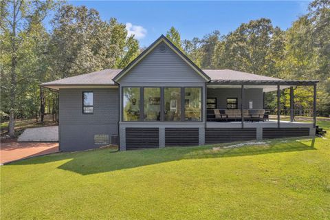 83 Sugar Cane Drive