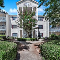 160 Wexford Drive 202
