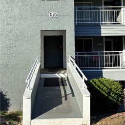 210 Northlake Drive