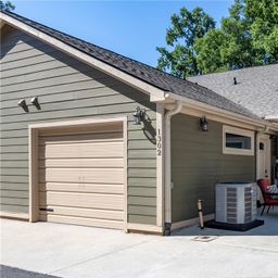 1302 Leeward Road