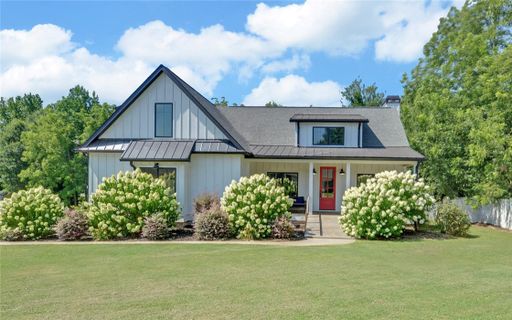 24 Brookhaven Way