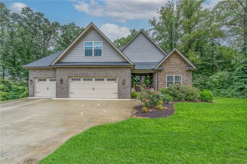 136 Siena Drive active home in Tuscany, Anderson, SC