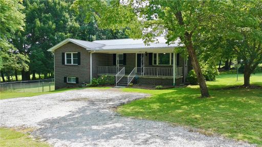 202 Muller Road