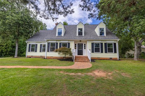 105 Knossus Court active home in Port Santorini, Seneca, SC