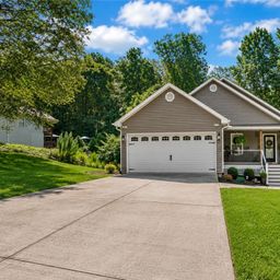 302 Ridgeside Court